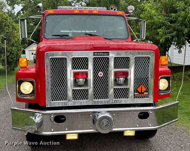 image for item EN4648 1991 International 2674 pumper fire truck