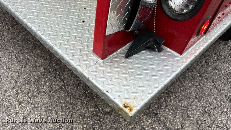 image for item EN4648 1991 International 2674 pumper fire truck