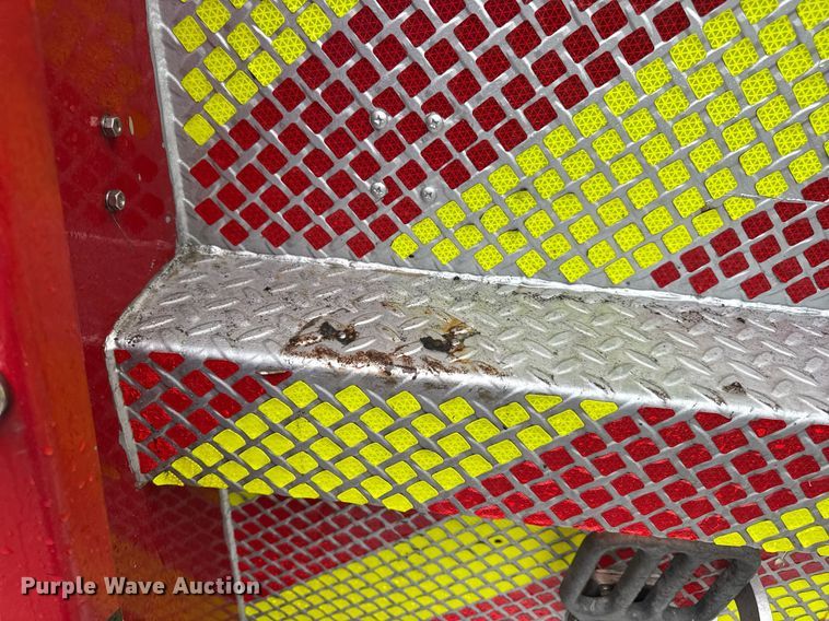 image for item EN4648 1991 International 2674 pumper fire truck