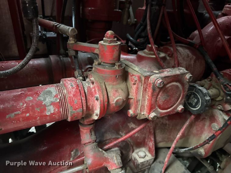 image for item EN4648 1991 International 2674 pumper fire truck