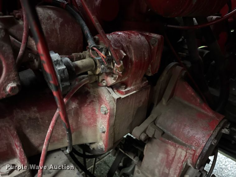 image for item EN4648 1991 International 2674 pumper fire truck