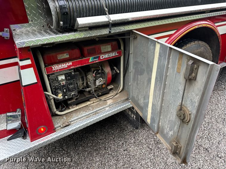 image for item EN4648 1991 International 2674 pumper fire truck