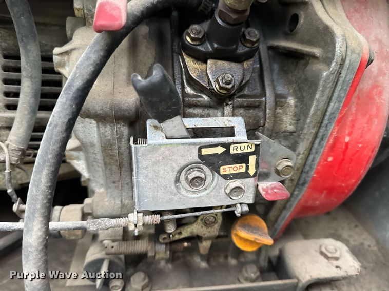 image for item EN4648 1991 International 2674 pumper fire truck