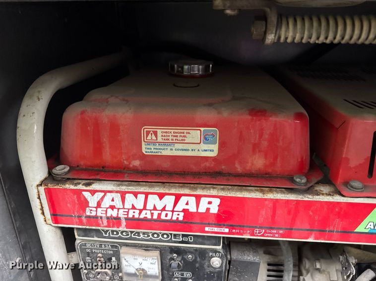 image for item EN4648 1991 International 2674 pumper fire truck