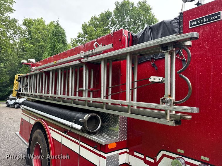 image for item EN4648 1991 International 2674 pumper fire truck