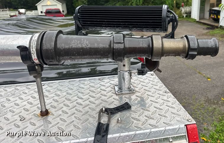 image for item EN4648 1991 International 2674 pumper fire truck