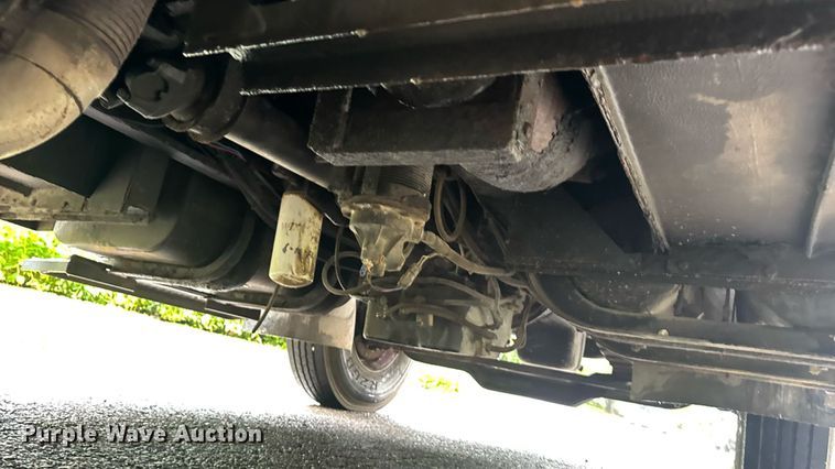 image for item EN4648 1991 International 2674 pumper fire truck