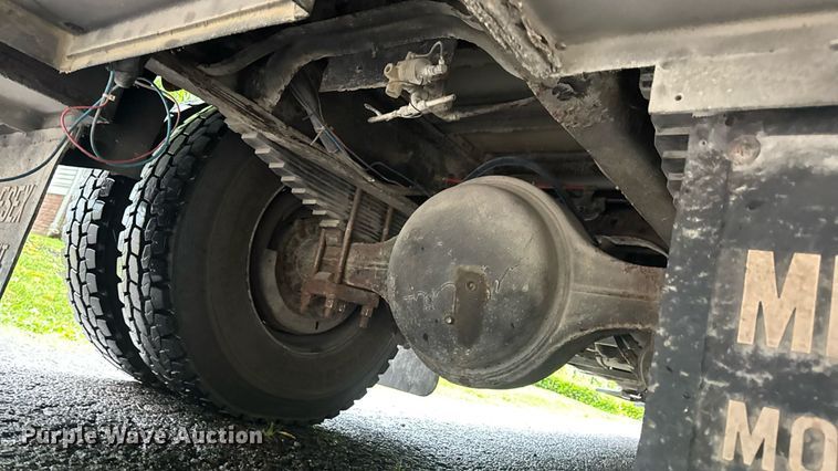 image for item EN4648 1991 International 2674 pumper fire truck