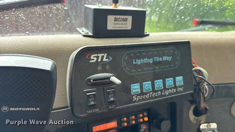 image for item EN4648 1991 International 2674 pumper fire truck