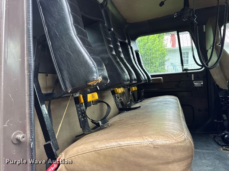 image for item EN4648 1991 International 2674 pumper fire truck