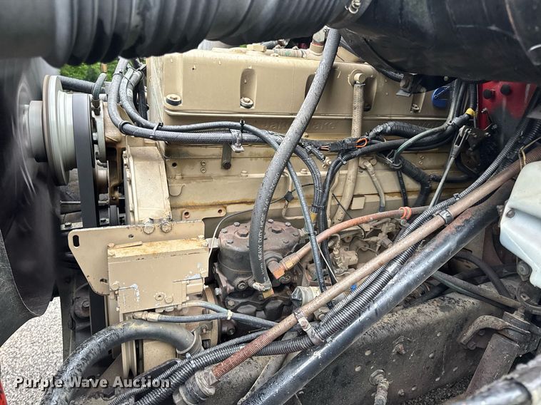 image for item EN4648 1991 International 2674 pumper fire truck