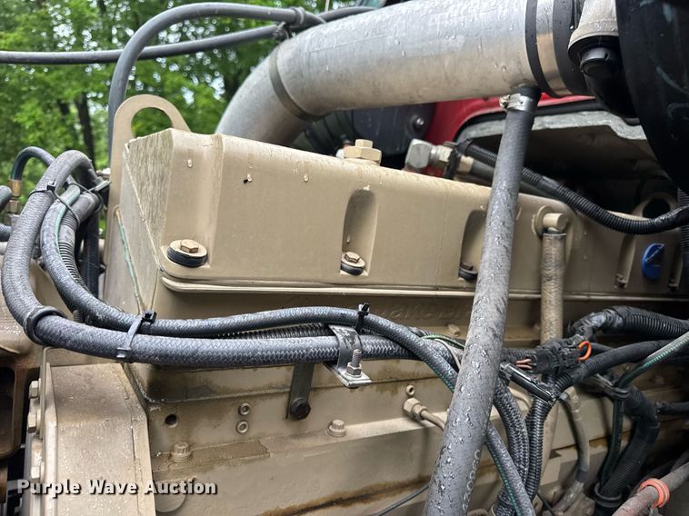 image for item EN4648 1991 International 2674 pumper fire truck