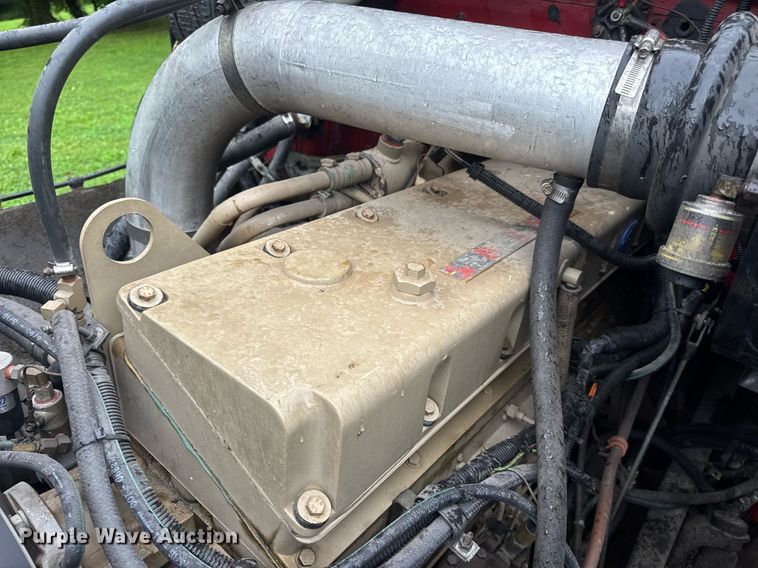 image for item EN4648 1991 International 2674 pumper fire truck