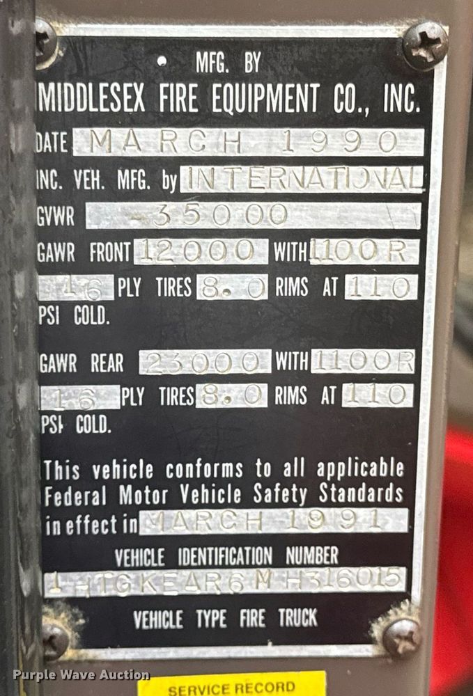 image for item EN4648 1991 International 2674 pumper fire truck