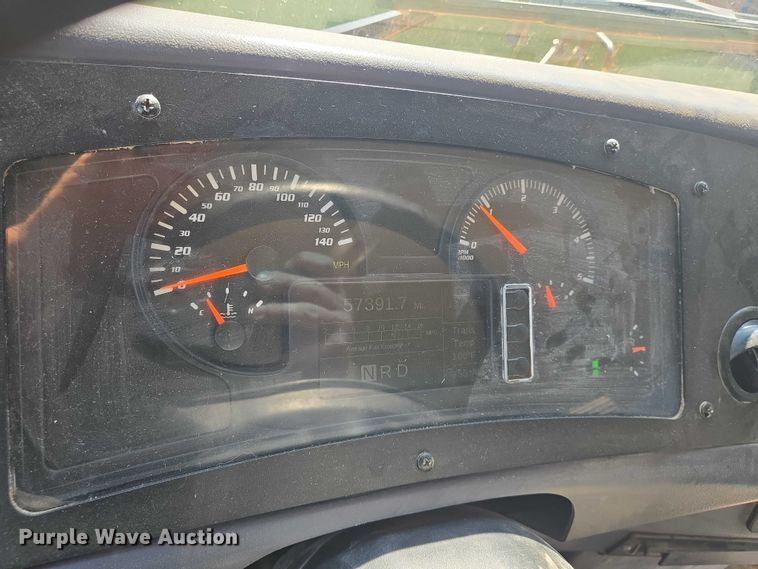 image for item EN8301 2020 BlueBird Vision school bus