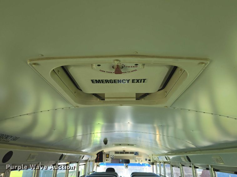 image for item EN8301 2020 BlueBird Vision school bus