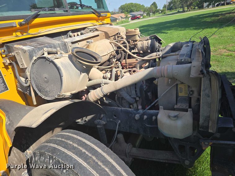 image for item EN8301 2020 BlueBird Vision school bus