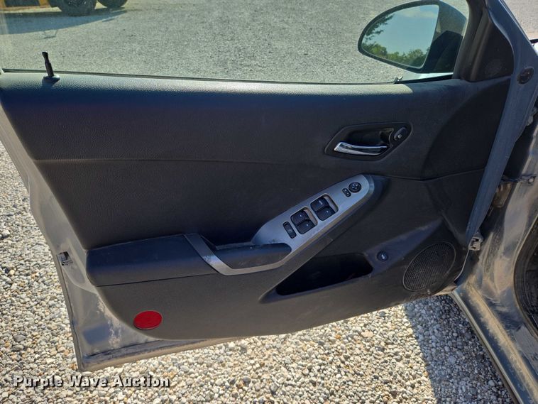 image for item EN8305 2007 Pontiac G6 