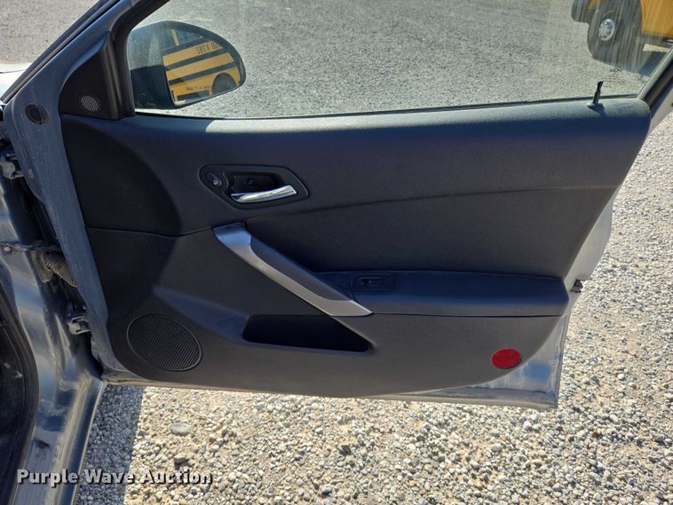 image for item EN8305 2007 Pontiac G6 