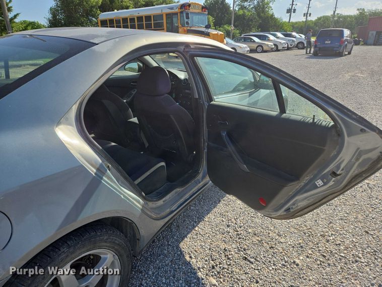 image for item EN8305 2007 Pontiac G6 