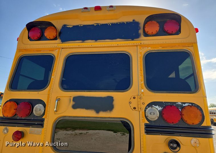 image for item EN8306 1999 Blue Bird school bus