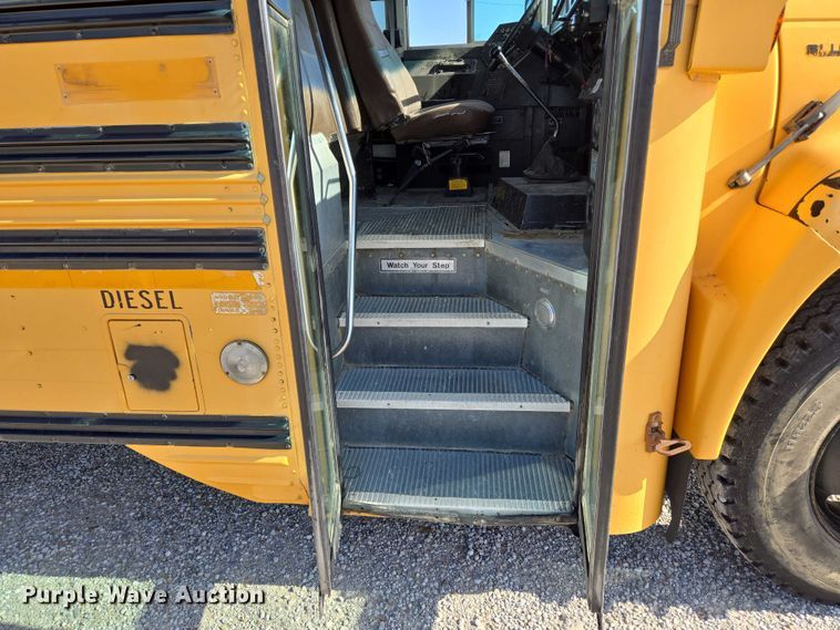 image for item EN8306 1999 Blue Bird school bus