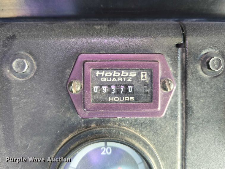 image for item EN8306 1999 Blue Bird school bus