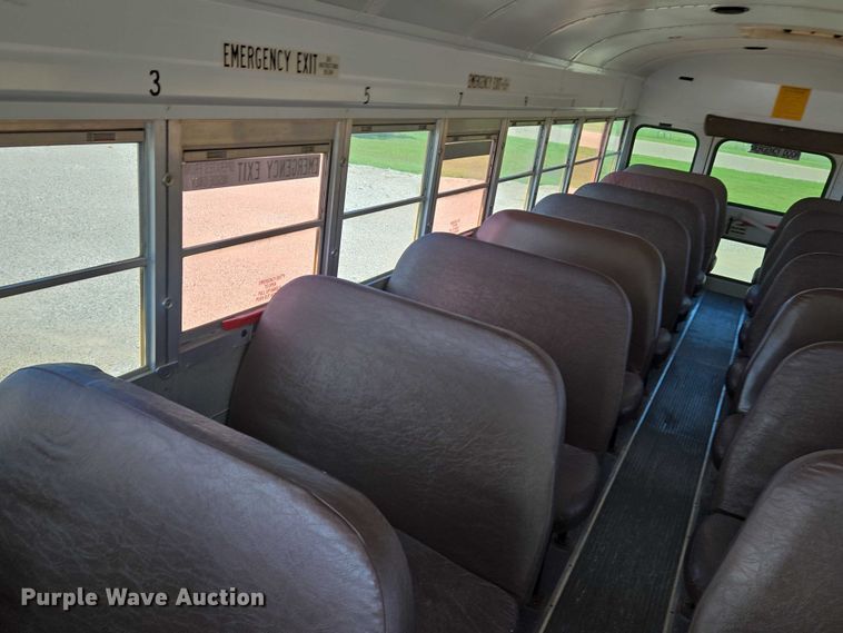 image for item EN8306 1999 Blue Bird school bus