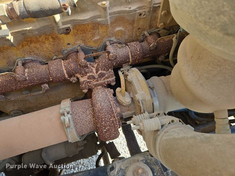 image for item EN8306 1999 Blue Bird school bus