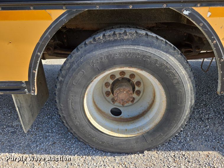 image for item EN8306 1999 Blue Bird school bus