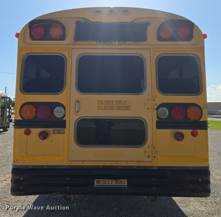 image for item EN8308 2000 Blue Bird school bus