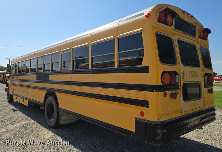 image for item EN8308 2000 Blue Bird school bus