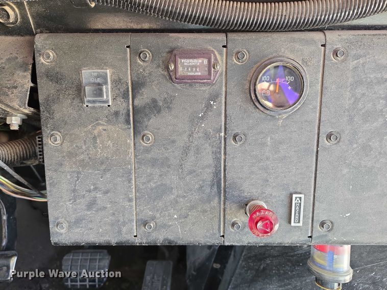 image for item EN8308 2000 Blue Bird school bus