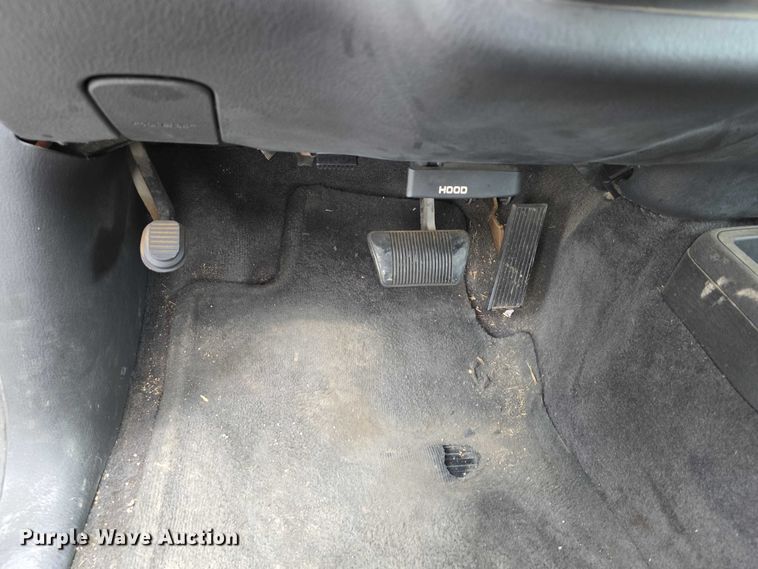 image for item EO1526 2003 Dodge Durango SLT SUV