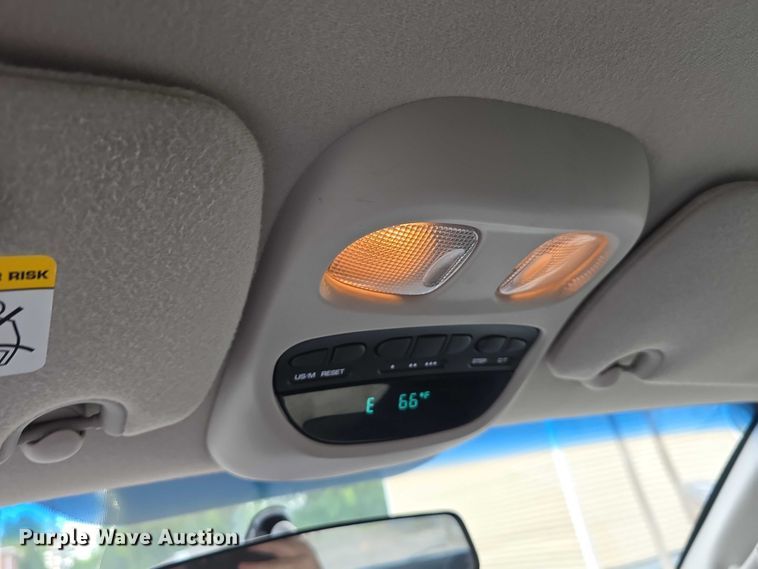 image for item EO1526 2003 Dodge Durango SLT SUV