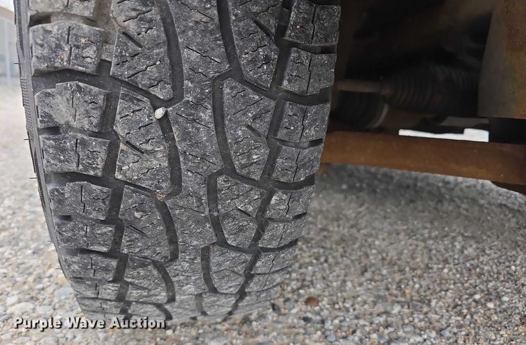 image for item EO1526 2003 Dodge Durango SLT SUV