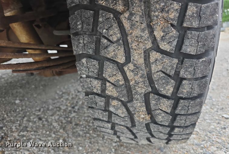 image for item EO1526 2003 Dodge Durango SLT SUV