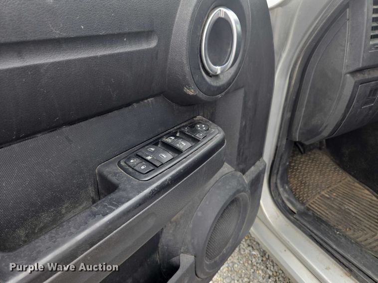 image for item EO1527 2011 Dodge Nitro Heat SUV