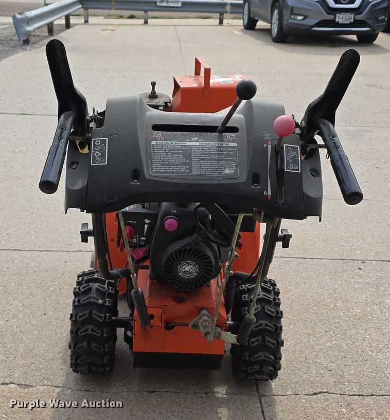 image for item EO1530 Husqvarna 5524STE snow blower