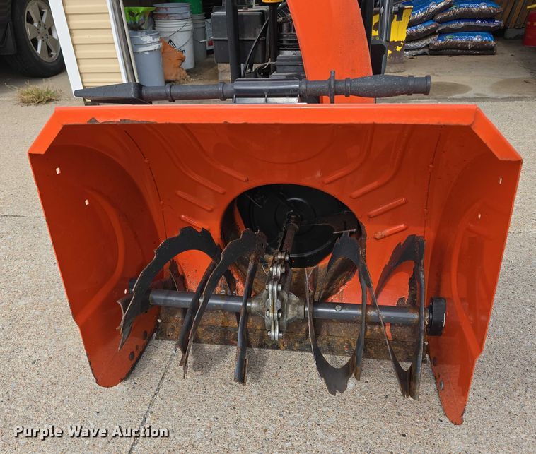 image for item EO1530 Husqvarna 5524STE snow blower