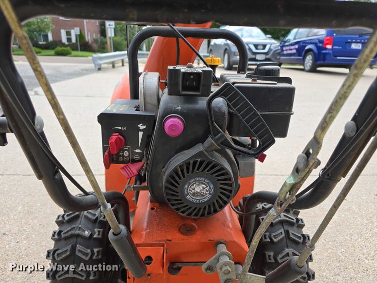 image for item EO1530 Husqvarna 5524STE snow blower