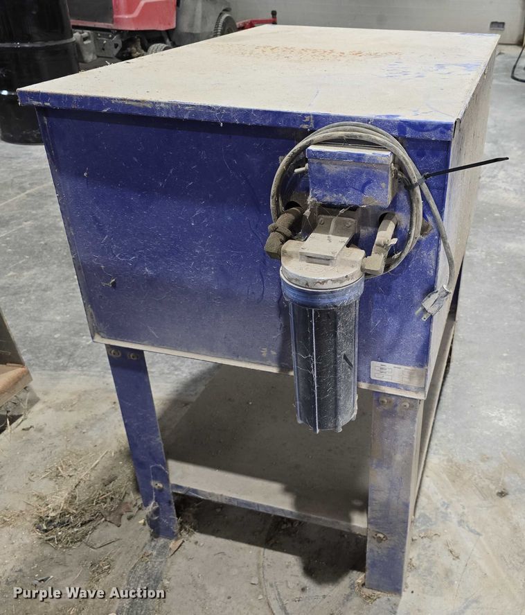 image for item EO1535 Shop equipment