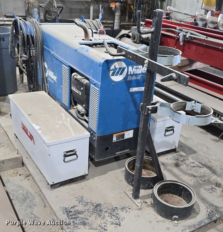 image for item EO1536 Miller Bobcat 235 welder/generator
