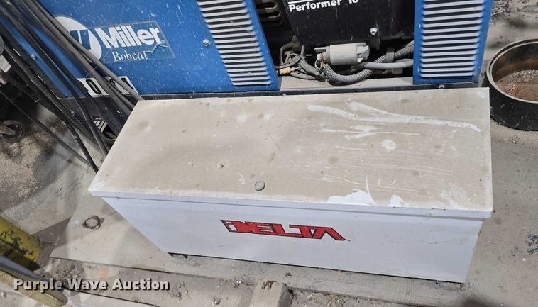 image for item EO1536 Miller Bobcat 235 welder/generator