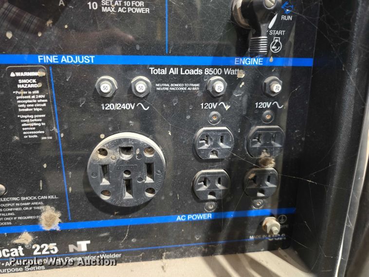 image for item EO1536 Miller Bobcat 235 welder/generator