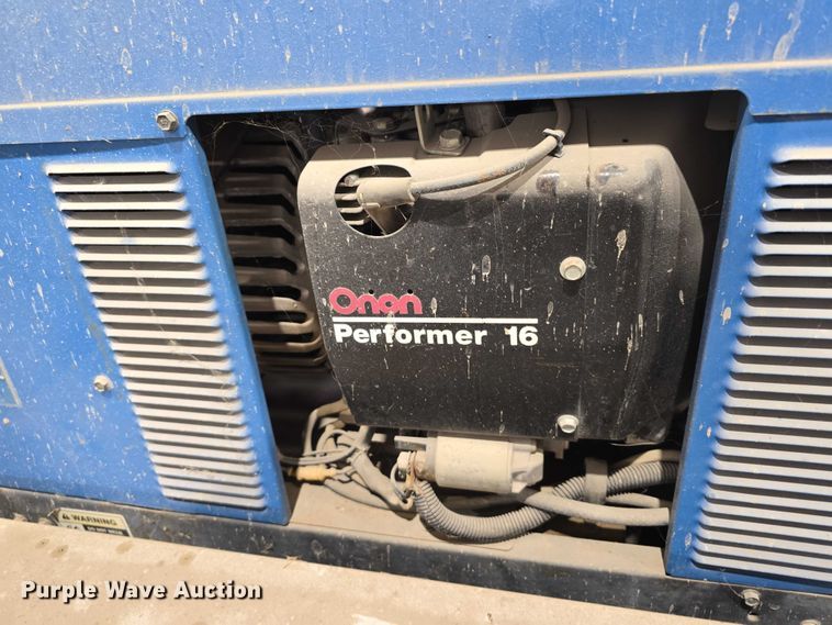 image for item EO1536 Miller Bobcat 235 welder/generator