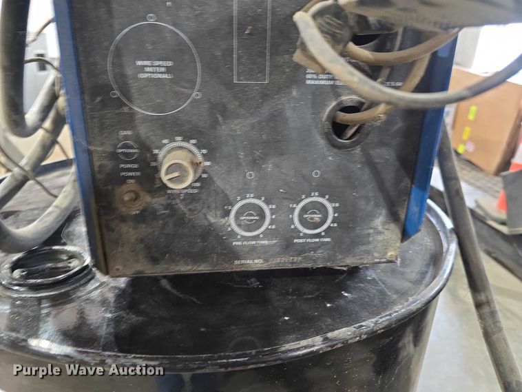 image for item EO1536 Miller Bobcat 235 welder/generator