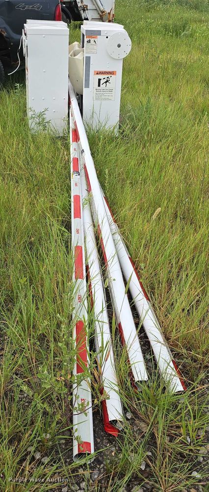 image for item EO1537 Gate openers