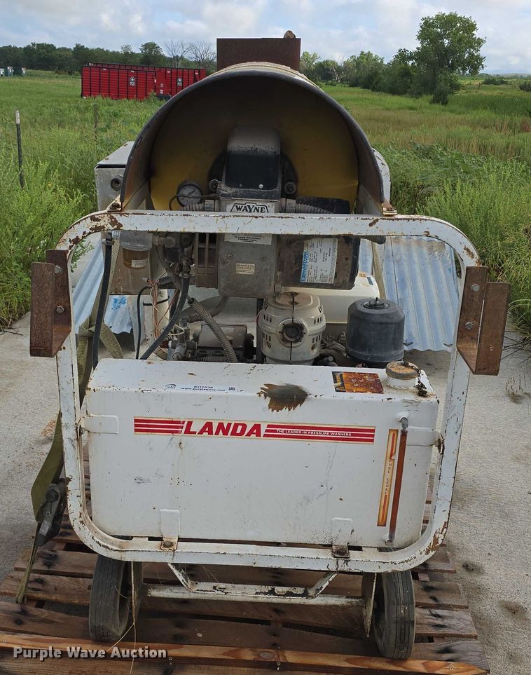 image for item EO1538 Landa PGHW4-20321E hot pressure washer