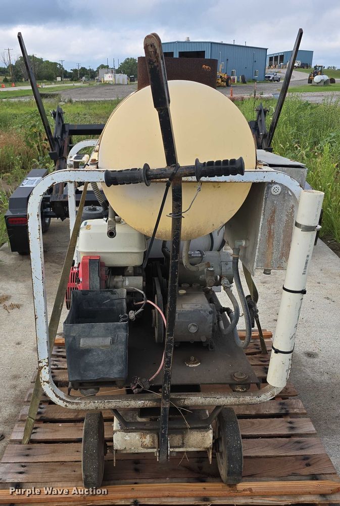 image for item EO1538 Landa PGHW4-20321E hot pressure washer